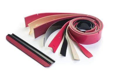 Tennant33966 – Squeegee Assembly, Side Brush, Urethane
